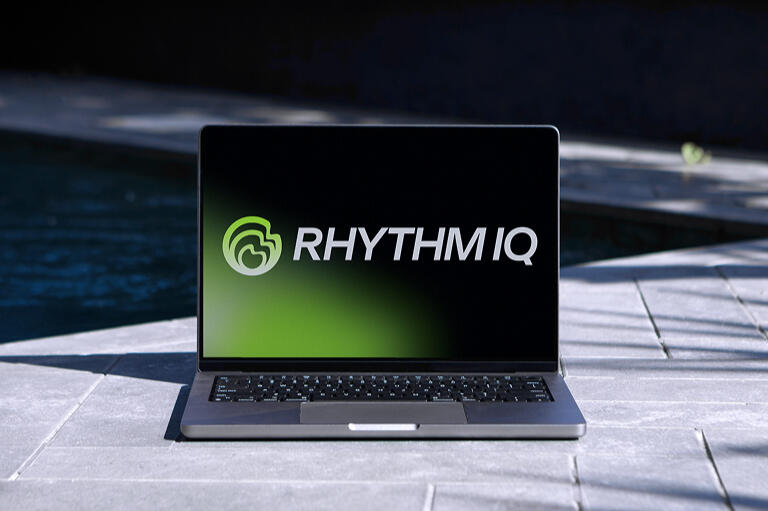 Logo + Mockups (Rhythm.IQ)